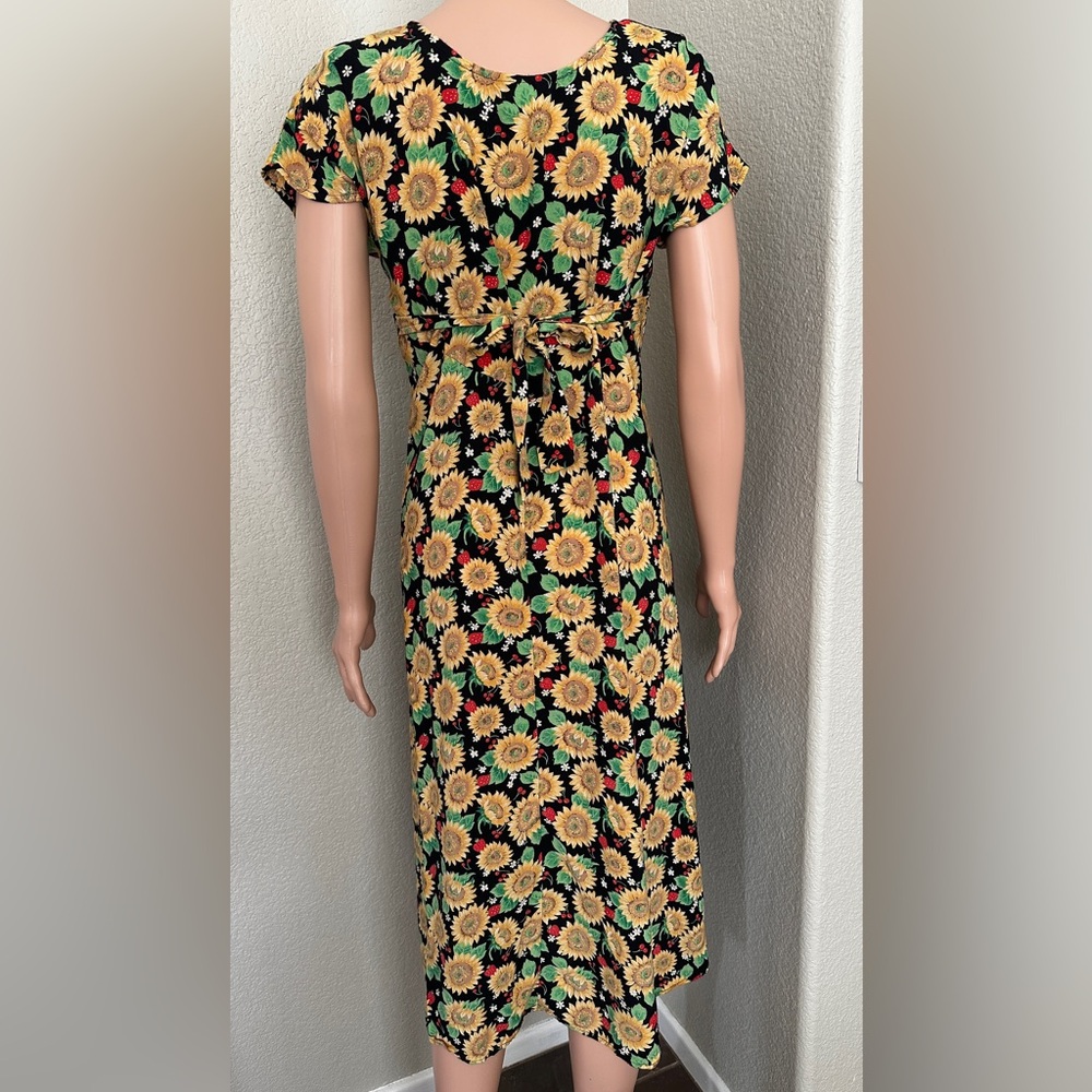 Sunflower Print Midi Dress - Black & Yellow - Picture 4 of 8